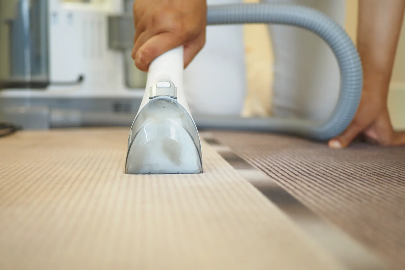 carpet cleaning cost per square foot